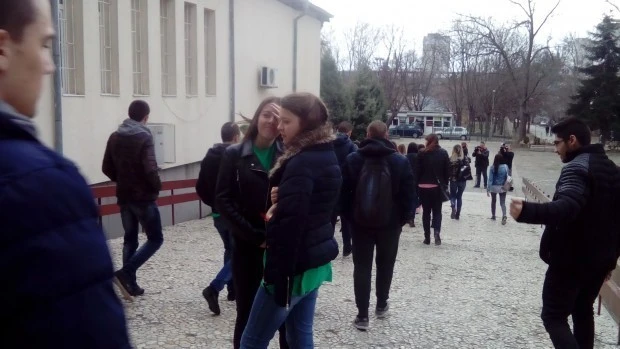От днес учениците в Пловдив и областта учат онлайн