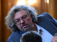 Попитаха Манол Пейков "На кого ще го на*укаш ти бе, пиян простак?"