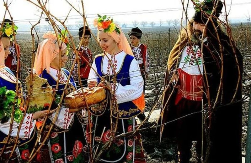 Днес е голям празник! Ето какво повеляват традициите