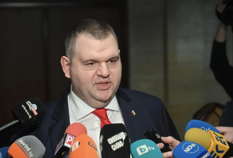 Делян Пеевски: Затова не трябва да има партии