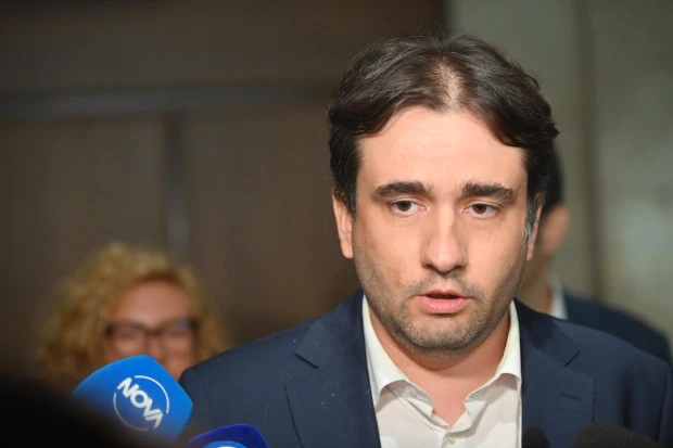 Божидар Божанов: Ще подкрепим редица мерки на второ четене, които ще гарантират 3% дефицит