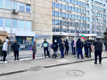 "Възраждане" на протест: Ще работим България да не бъде "натикана" в Еврозоната