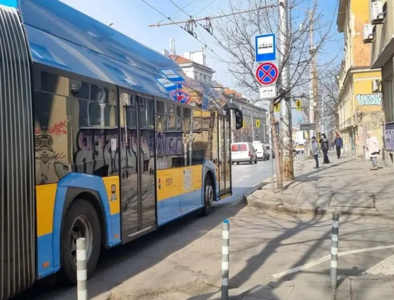 Проверката по случая с отвлечените пътнички в София приключи: Шофьорът е само с предупреждение за уволнение 