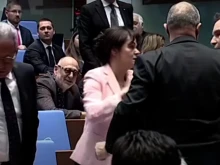 ��������� � ���������� �� ������� - �������� �� "����������" � "���-���� ������" �� �������