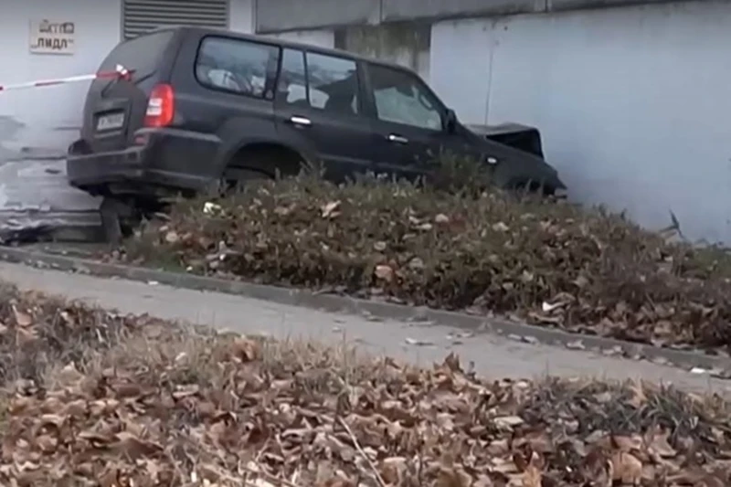 Тежко остава състоянието на блъснатата в Русе майка на две деца
