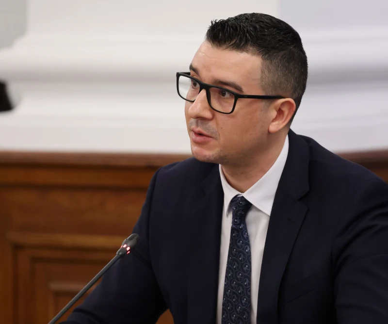 Министърът на икономиката: Предприемаме стъпки за намаляване на административната и регулаторна тежест за бизнеса
