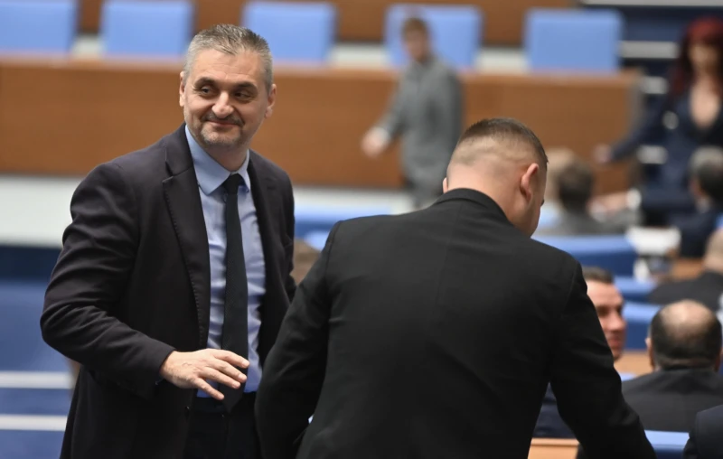 Кирил Добрев: Премахването на прекия избор за председател на БСП ще се отрази добре на партията