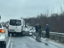 Отбиват движението през АМ "Тракия" заради тежката катастрофа с жертва в Пловдивско