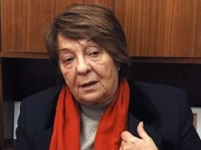 Почина Мая Вапцарова