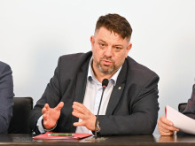 Зафиров: Не се обсъжда изпращането на български войници в Украйна