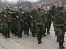 Кой колко пари получава в българската армия?