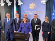 Обрат: Управляващите увеличават всички пенсии по швейцарското правило