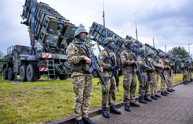The Telegraph: Стармър ще представи на Тръмп план за разполагането на европейски военни в Украйна