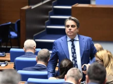 Асен Василев: В избор на регулатори по партиен принцип и квота няма да участваме