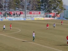 ЦСКА 1948 и Ботев Враца оставиха головете за второто полувреме. Гостите са с 10 души