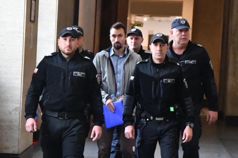Доживотен затвор за убийците на Евгения