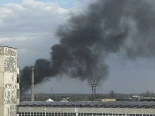 Ужасна миризма и гъст дим над част от Пловдив