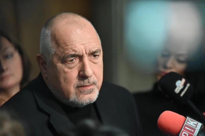 Бойко Борисов: Остро осъждам посегателствата срещу сградата на Европейската комисия в София