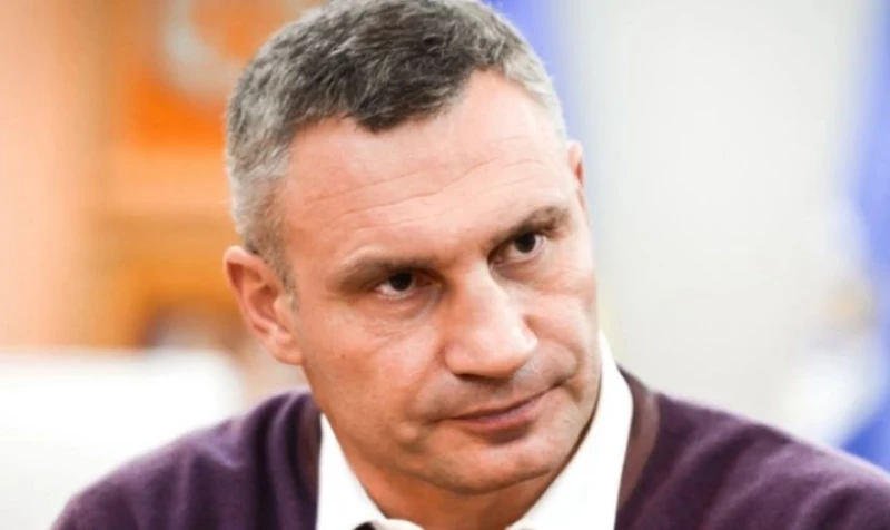 Кличко: От няколко часа продължават руските въздушни удари в Киев