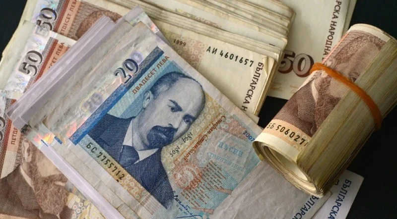 Част от длъжниците спряха да плащат на фирмите за бързи кредити