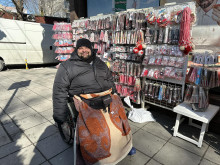 Светльо - един необикновен продавач на мартеници във Варна