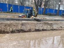 Втори сигнал заради ремонта на "Опълченска": Започнаха да копаят и спукаха тръба 