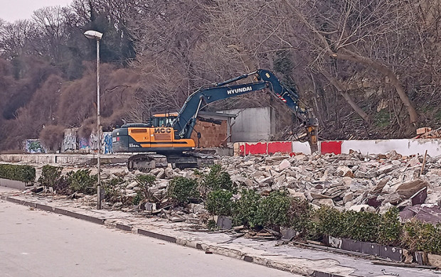 Вижте какво става на Крайбрежната алея във Варна