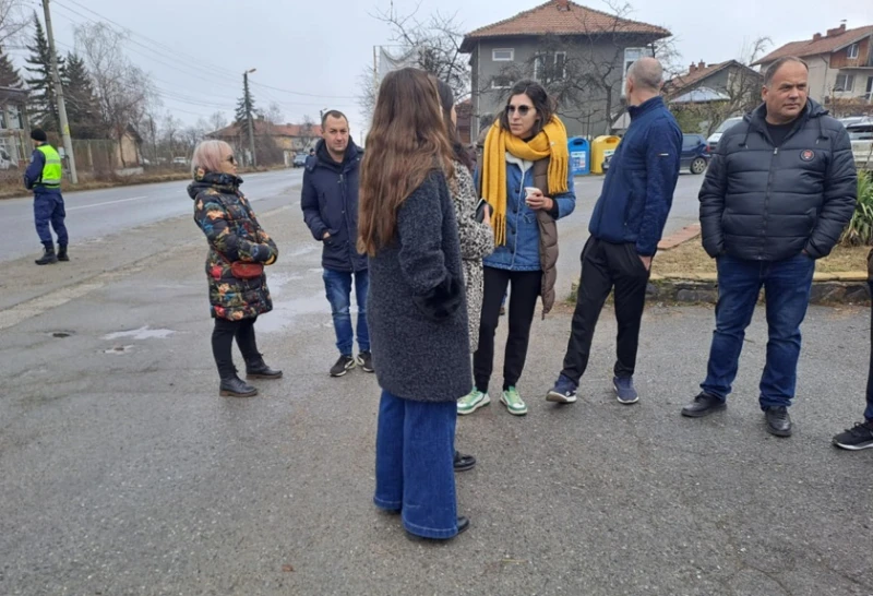 Протестиращите край Кюстендил търсят виновните за тежкия пътен инцидент