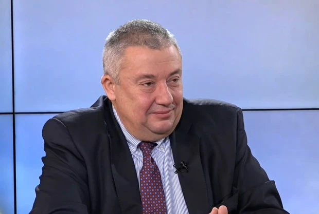 Илия Лазаров: Лидерството на Тръмп е положително за Европа, тя трябва да се събуди