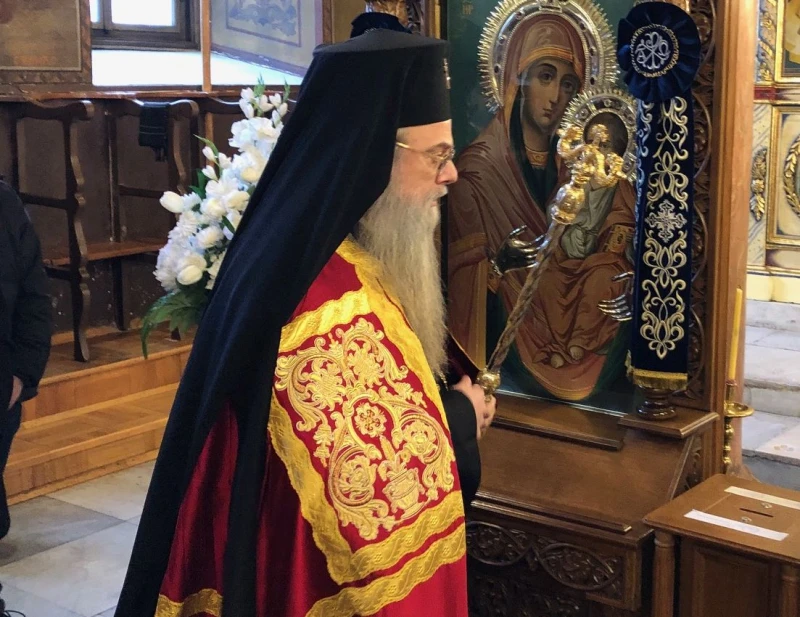Митрополит Николай разкритикува българските политици