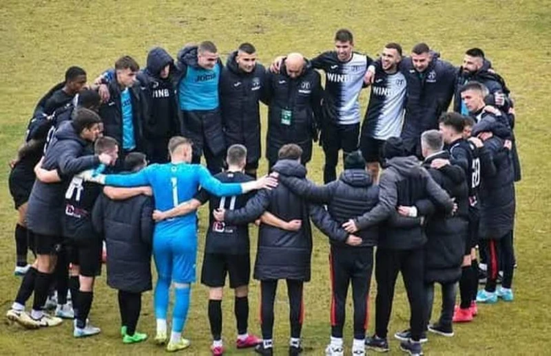 Феновете от "Лаута": Локомотив Пловдив отново показа, че е сила на всички спортни фронтове!