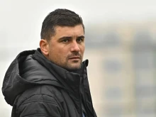 Официално: Клуб от Първа лига се раздели с треньора си