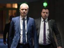 Костадинов: Нашите депутати няма да си дадат имунитетите