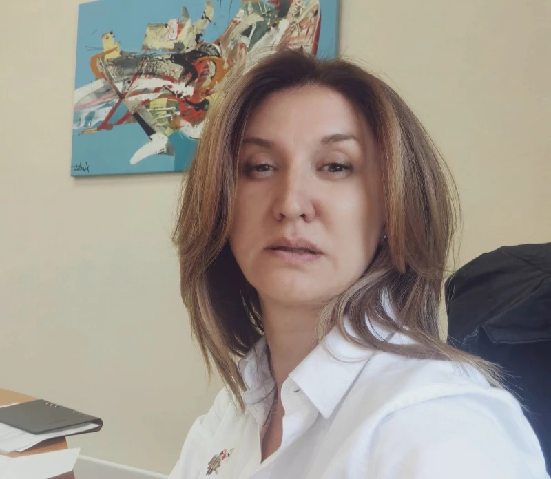 Каква тайна се крие зад понижението на заместник-кмета Женя Петкова?