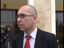 Министърът на здравето: Всеки лекар сам да поема вината за грешките си