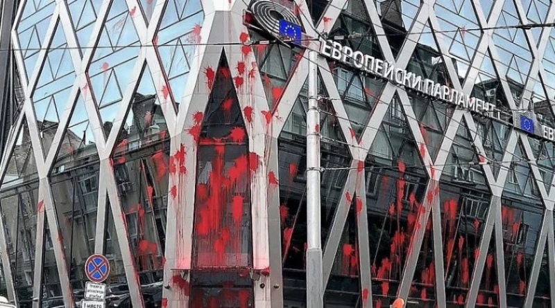 Щетите от атаката срещу Европейската комисия в София достигнаха 180 000 евро