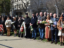 В Бургас почетоха паметта на жертвите на Холокоста и спасителите на българските евреи