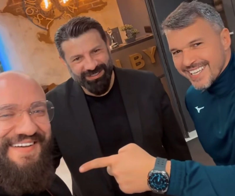 Божинката и Тони Стораро с общ фризьор