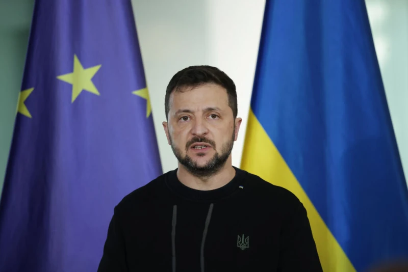 Зеленски приема предложението за 30-дневно прекратяване на огъня