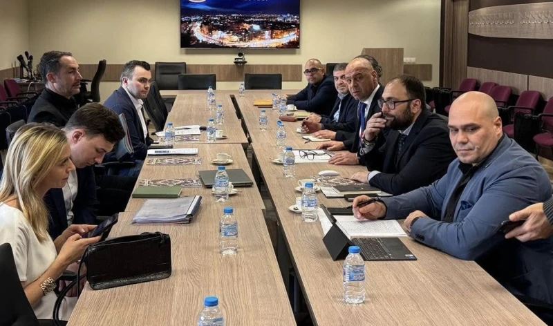 Тежки преговори за летище Пловдив