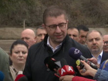 Македония: Работи се интензивно за решаване на спора с България