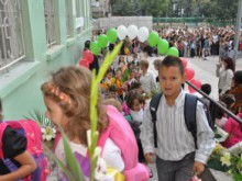 Ученическите ваканции – кратки, но по-често