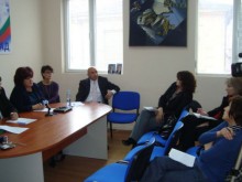 Силвия Хубенова и представители на ГЕРБ Асеновград с изнесена приемна в Златовръх