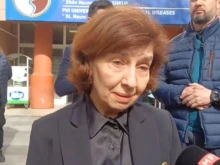   :    ,   ,  