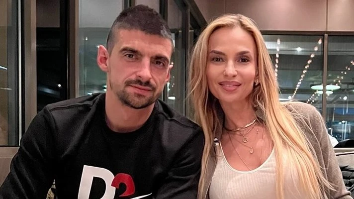 Гаджето на Малина? Не, синът й