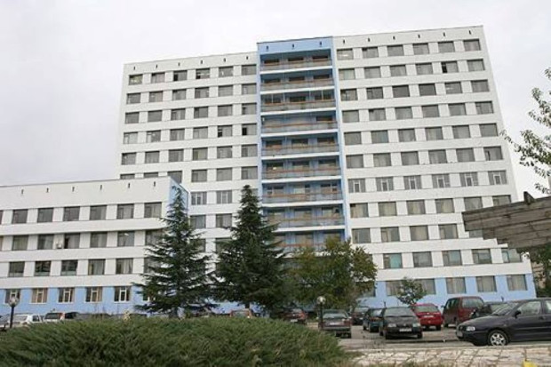 Пострадалите от пожара в Кочани младежи вече са настанени във