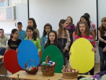 Празнична програма за Великден в Детска клиника на УМБАЛ "Свети Георги"
