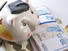Финансовите грешки на младите: Липса на бюджет, прекомерни харчове и лош кредитен рейтиг