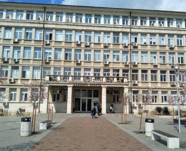 Труп на мъж шокира минувачи в центъра на Варна Според