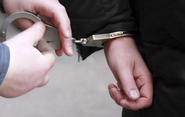 Жител на Елин Пелин е задържан за срок до 24